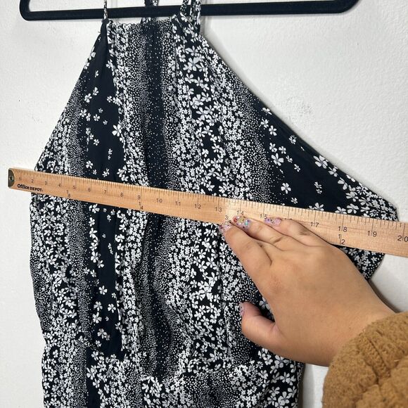 Olivaceous Black and White Floral Halter Tie Neck Open Back Flowy Romper Medium - Picture 9 of 11